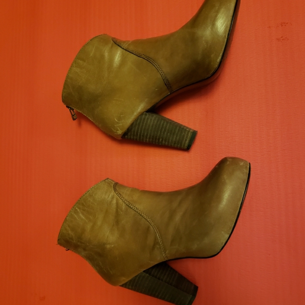 Steven Madden Booties